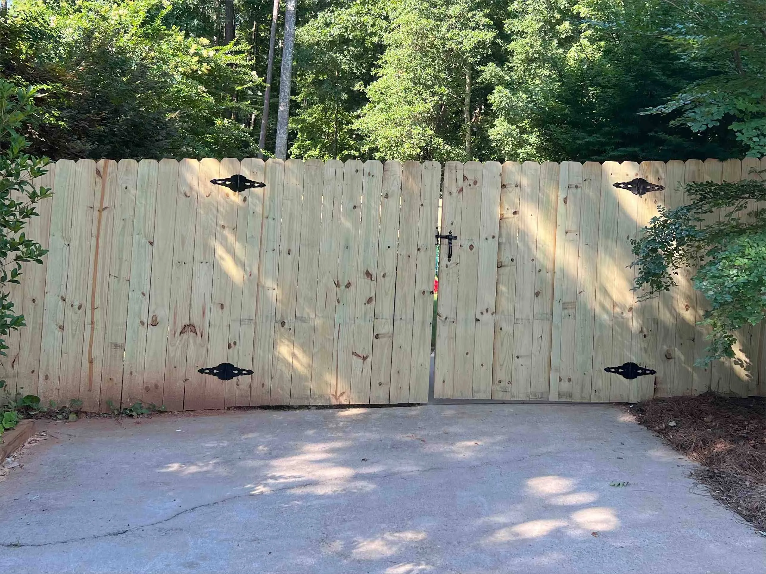 Driveway gates