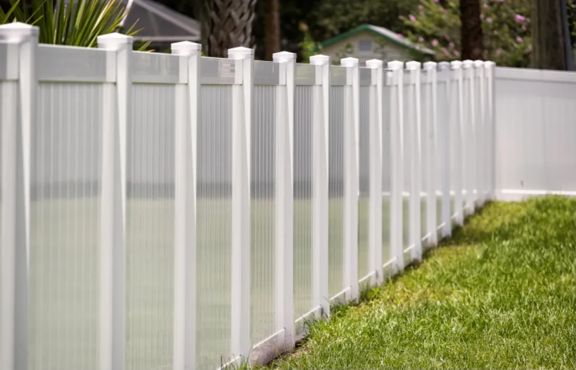 A Guide to Vinyl Fence Styles article image