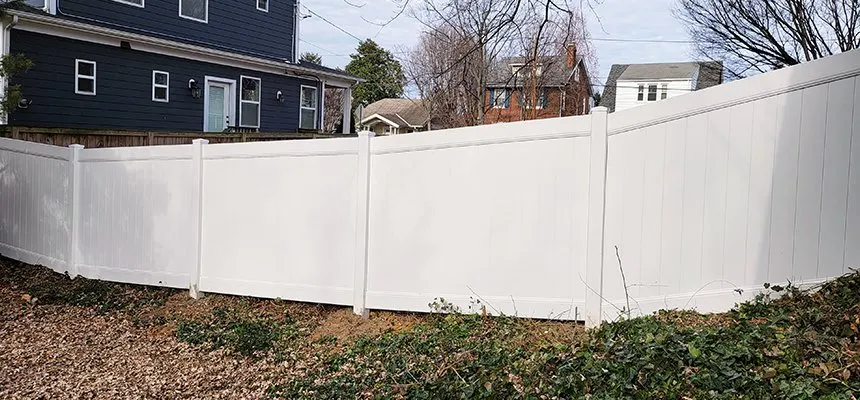 A Guide to Fence Laws & Regulations in North Carolina article image
