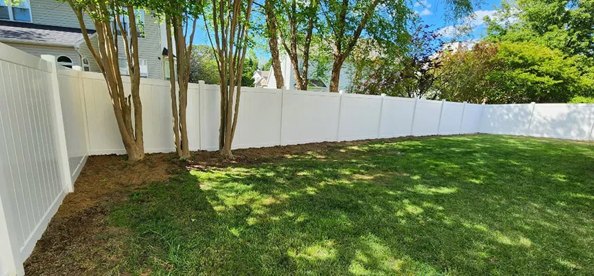 Vinyl Fence Cost 2026: $45-$74 Per Linear Foot Installed article image